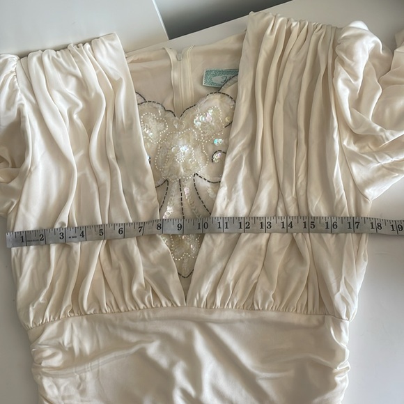 Vintage Filigree Ivory White Ruched Drape Glam Rock Dynasty Dress size 14 - Picture 7 of 8